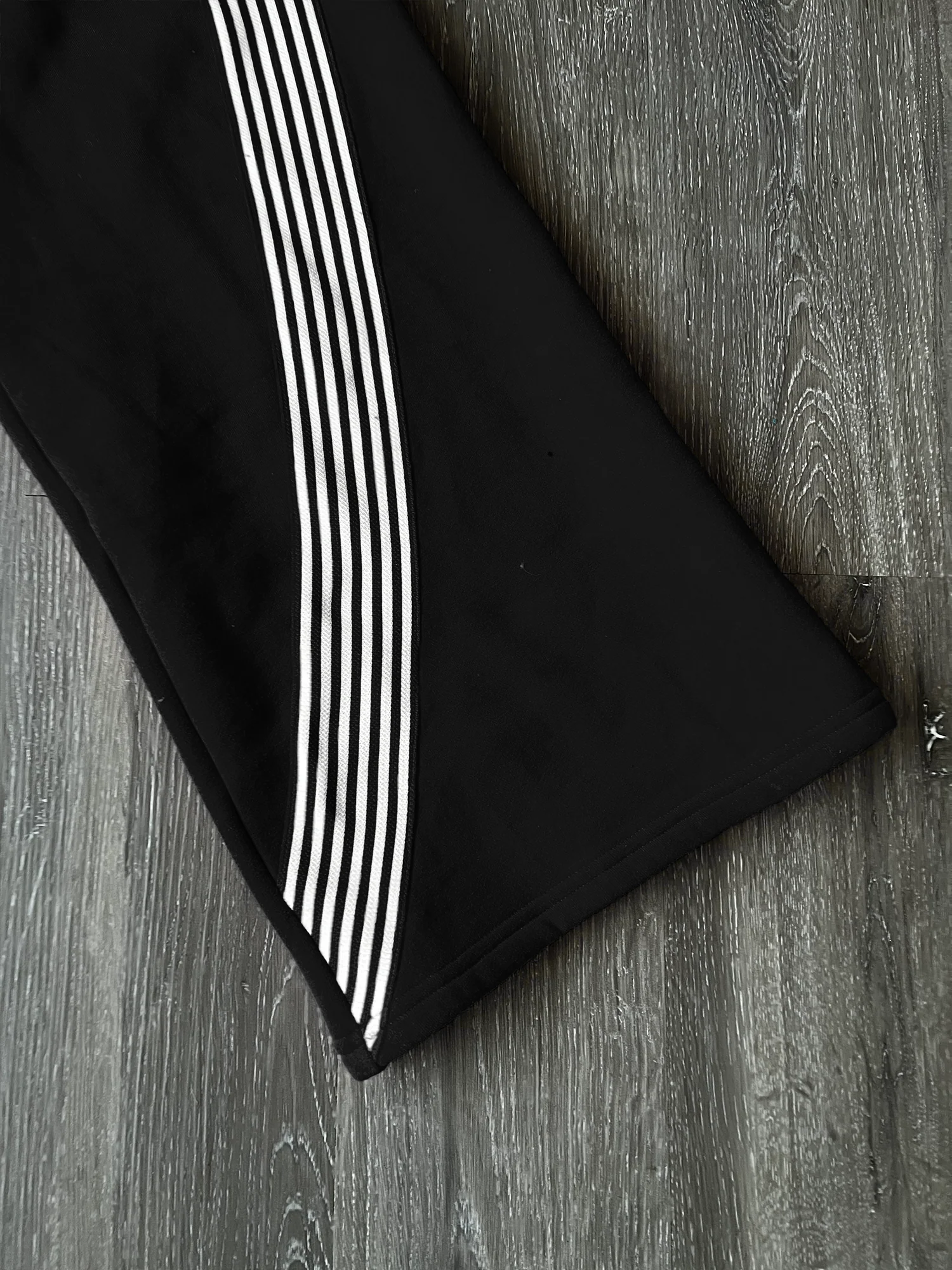 ARCHIVE ESSENTIAL WIDELEG SWEATPANTS BLACK - Image 4